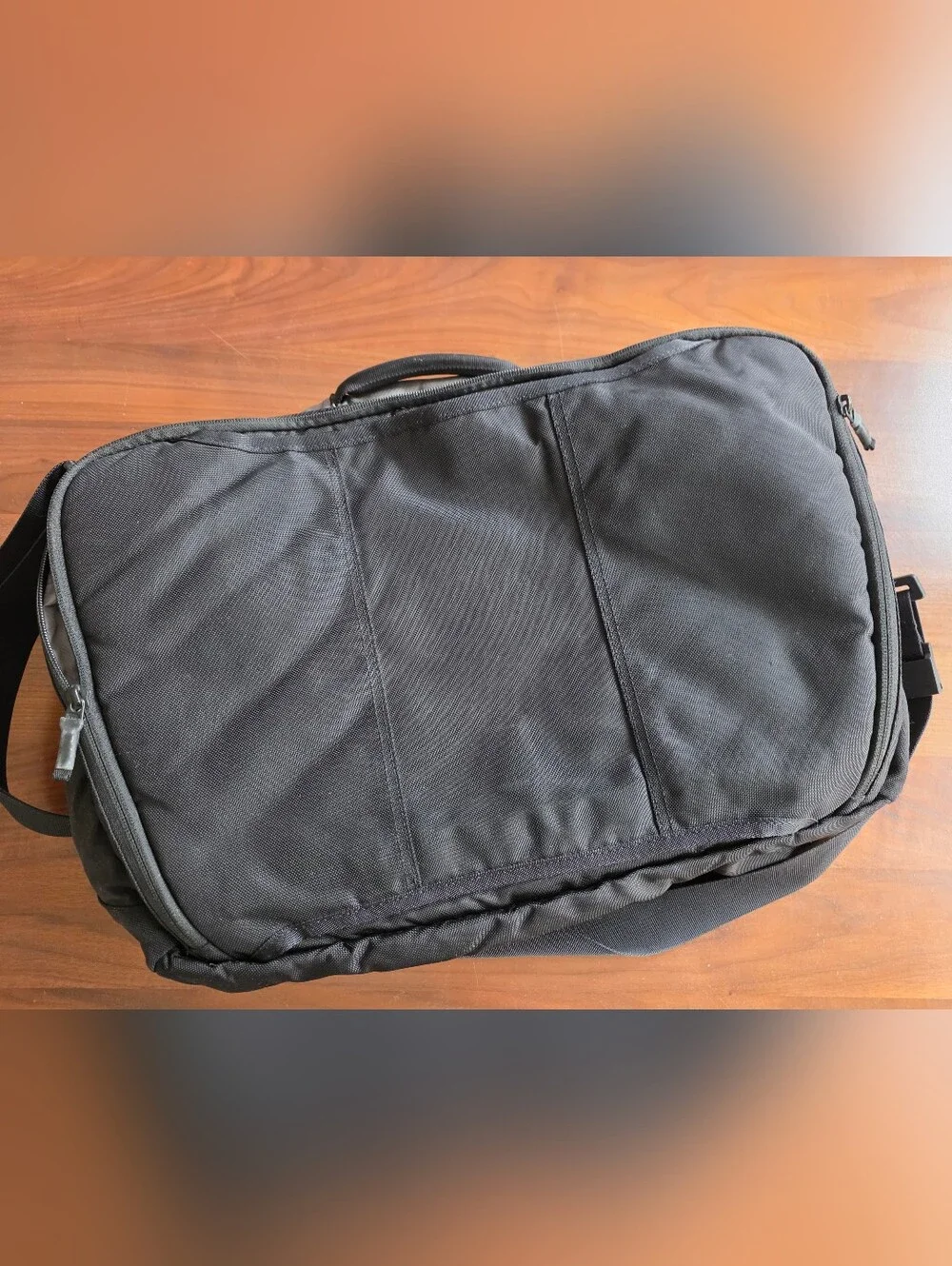 Timbuk2 Large Gray Black Messenger Padded Laptop Bag with Orange Rainfly